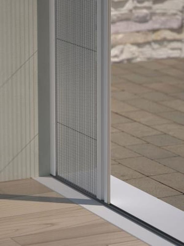 Zanzariere-a-schermatura-solare
